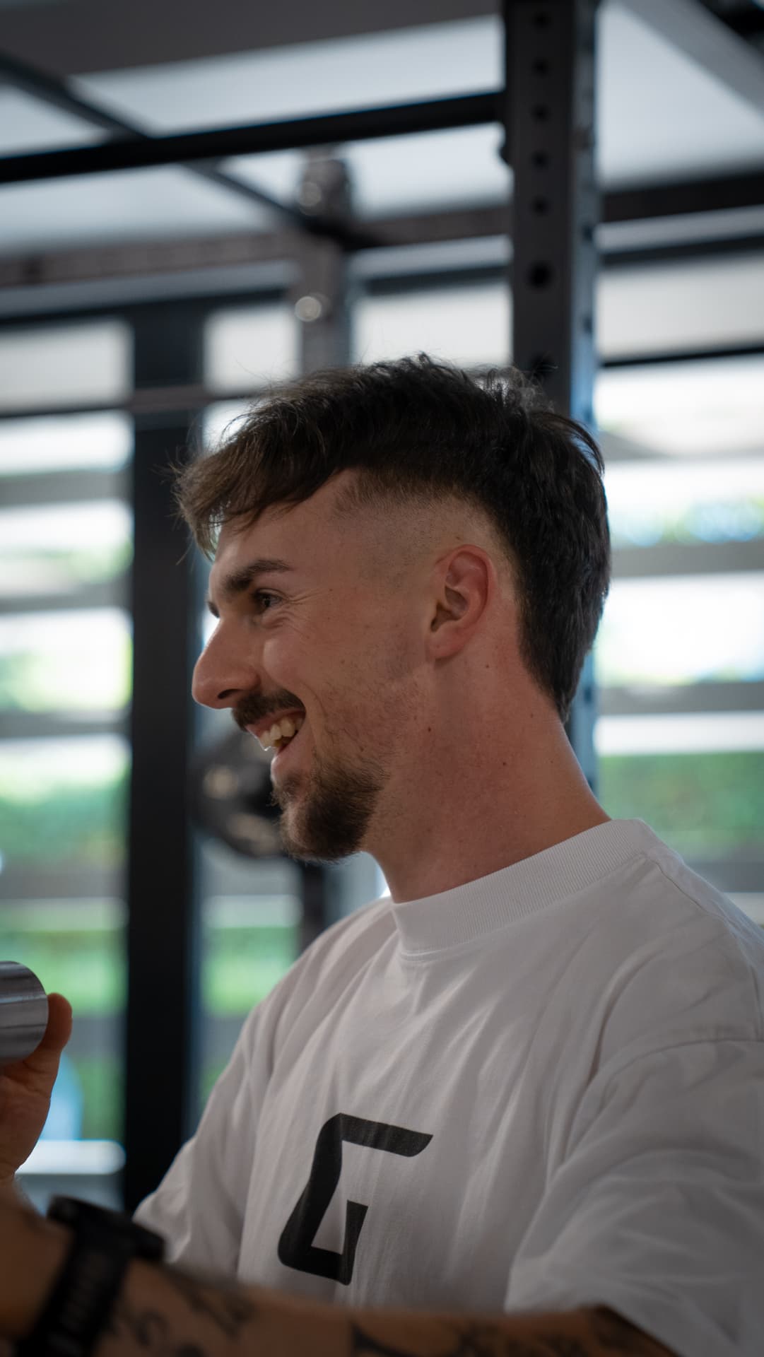 Alexis Maréchal, coach sportif à PureGym Genève, en séance
